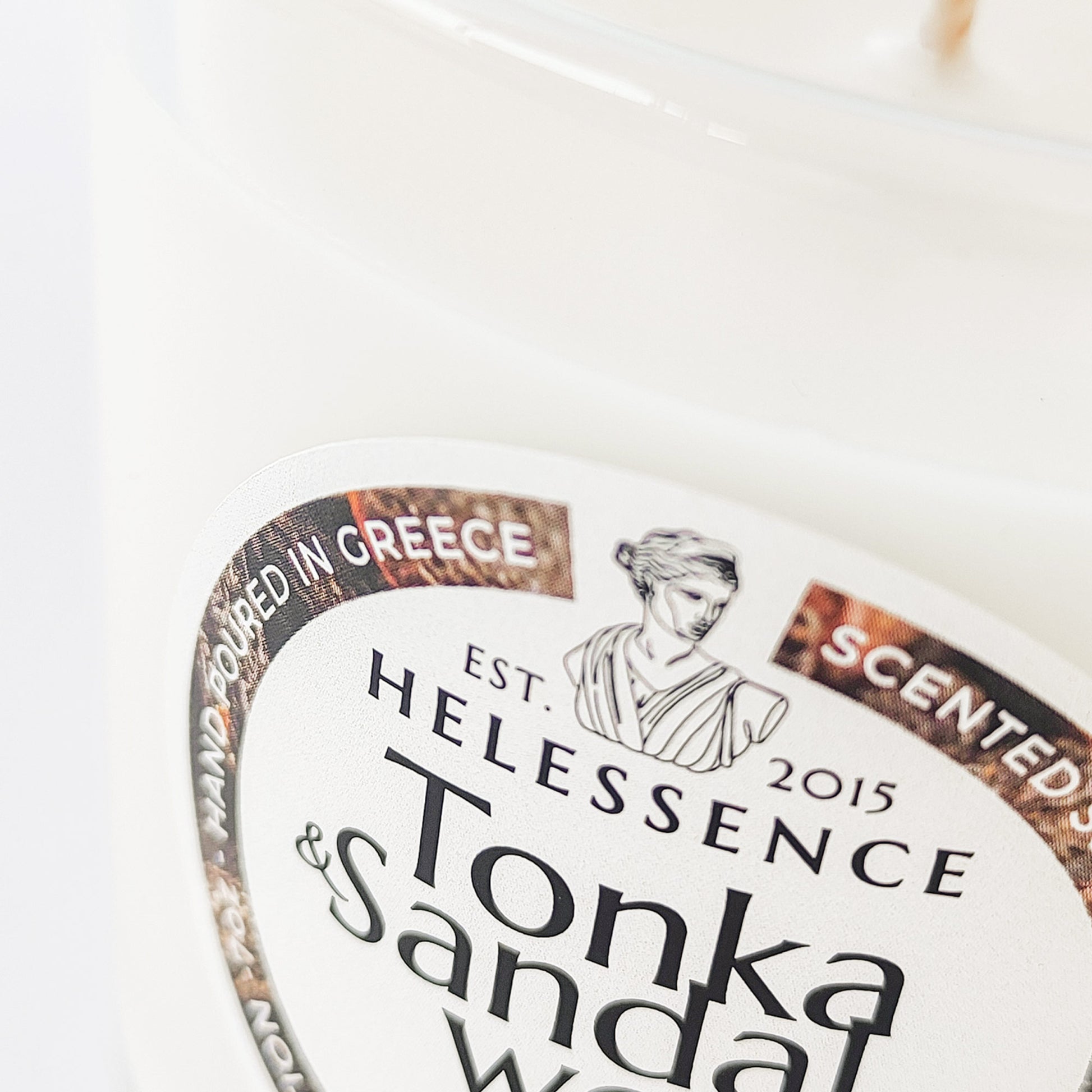 Tonka & Sandalwood Scented Candle