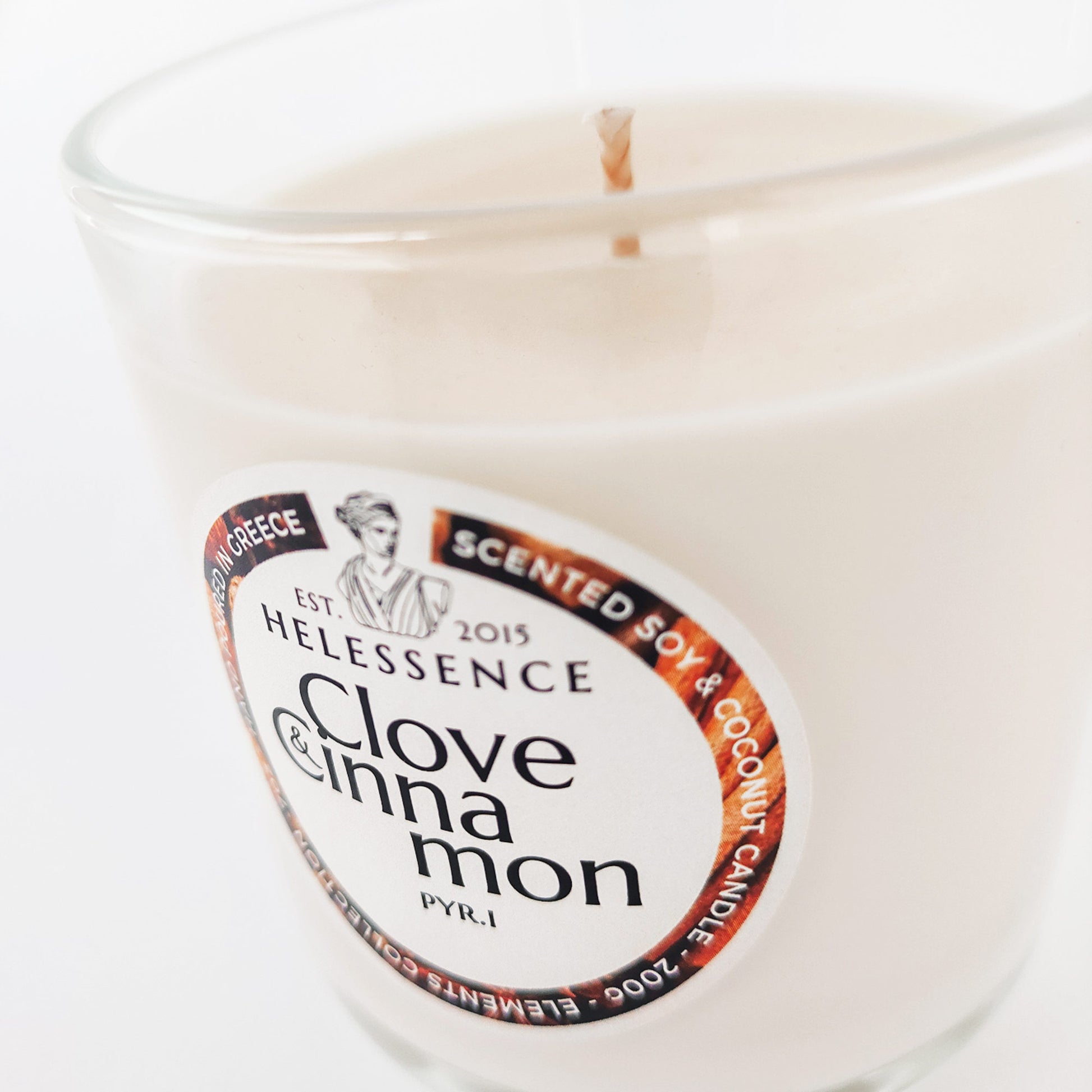 Clove & Cinnamon Scented Candle